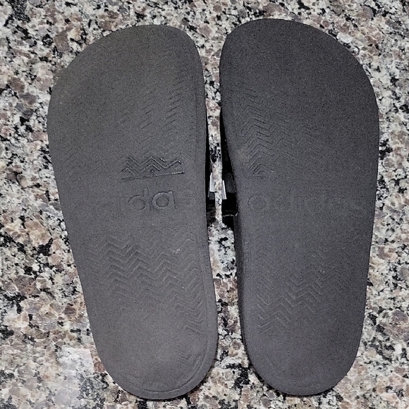 Adidas Black and White Striped Slides - Picture 7 of 9